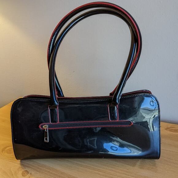 Collectif London 1950s Inspired Black Patent Leather Top Handle Barrel Bag Purse - Picture 5 of 12